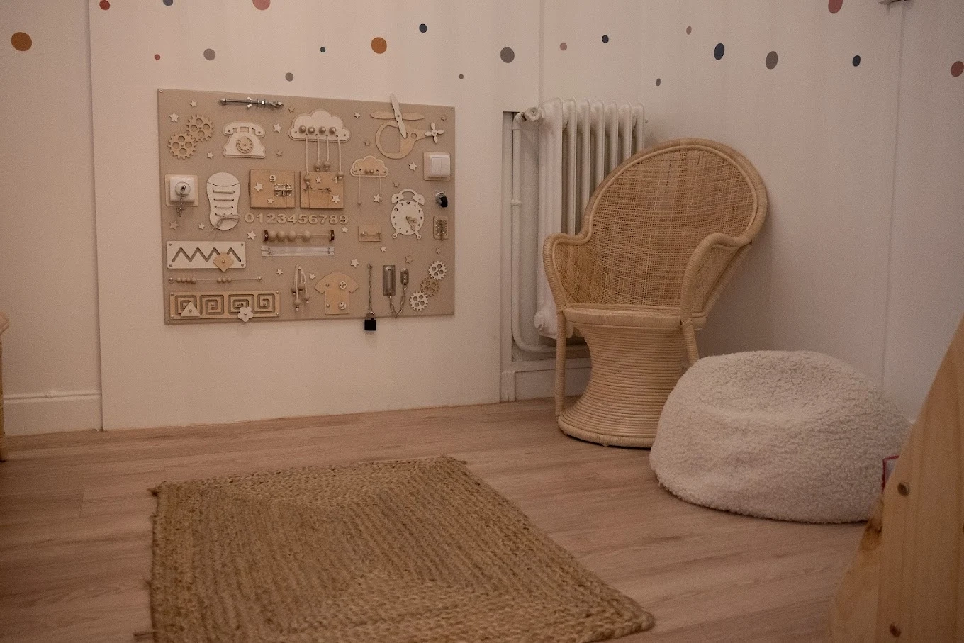 INFOS PRATIQUES salle attente enfant